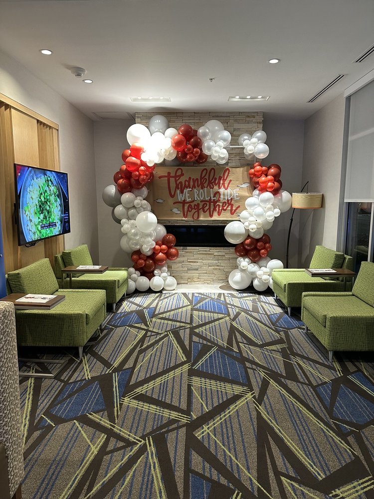Photo of Holiday Inn Express & Suites Tuscaloosa East
