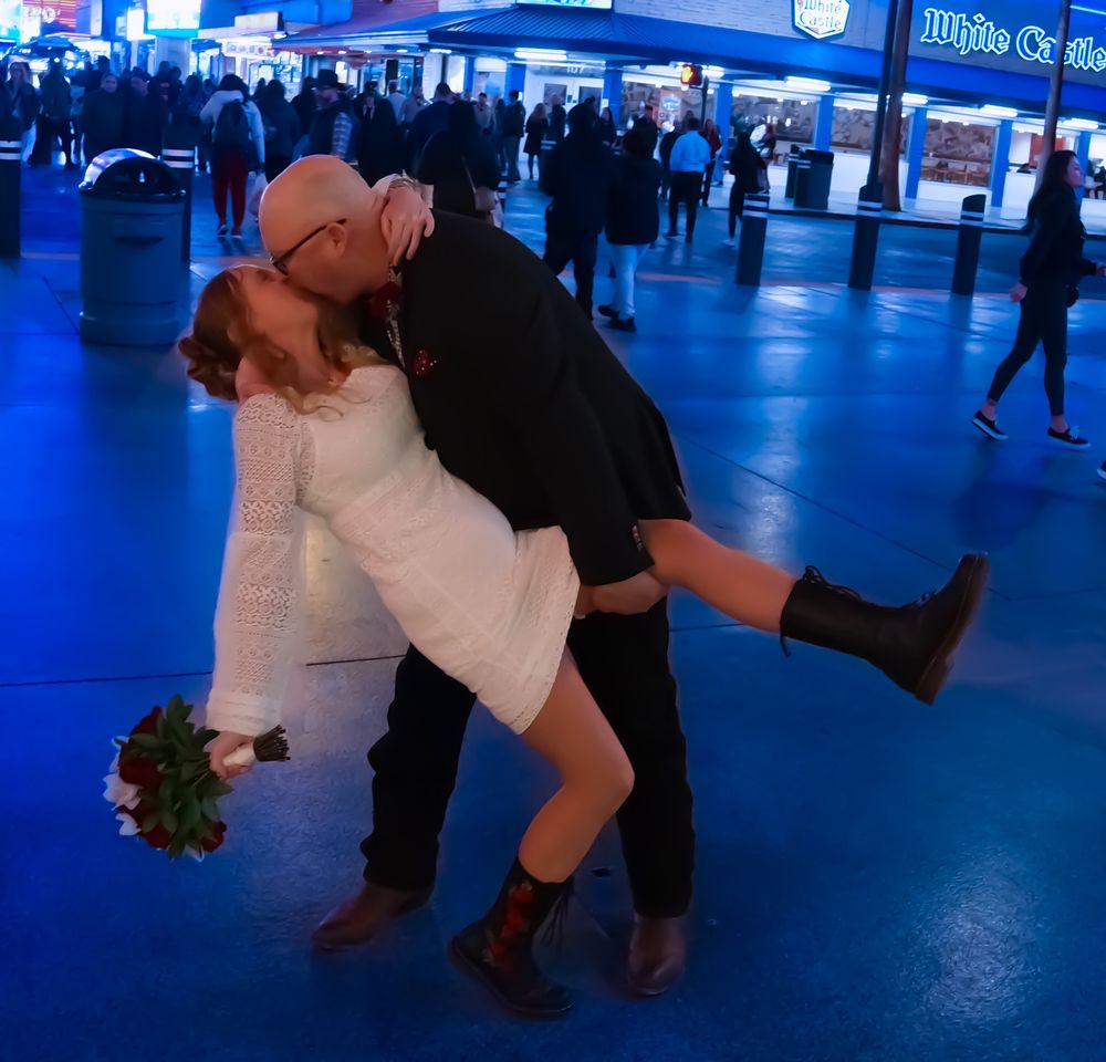 Photo of Las Vegas Wedding Wagon