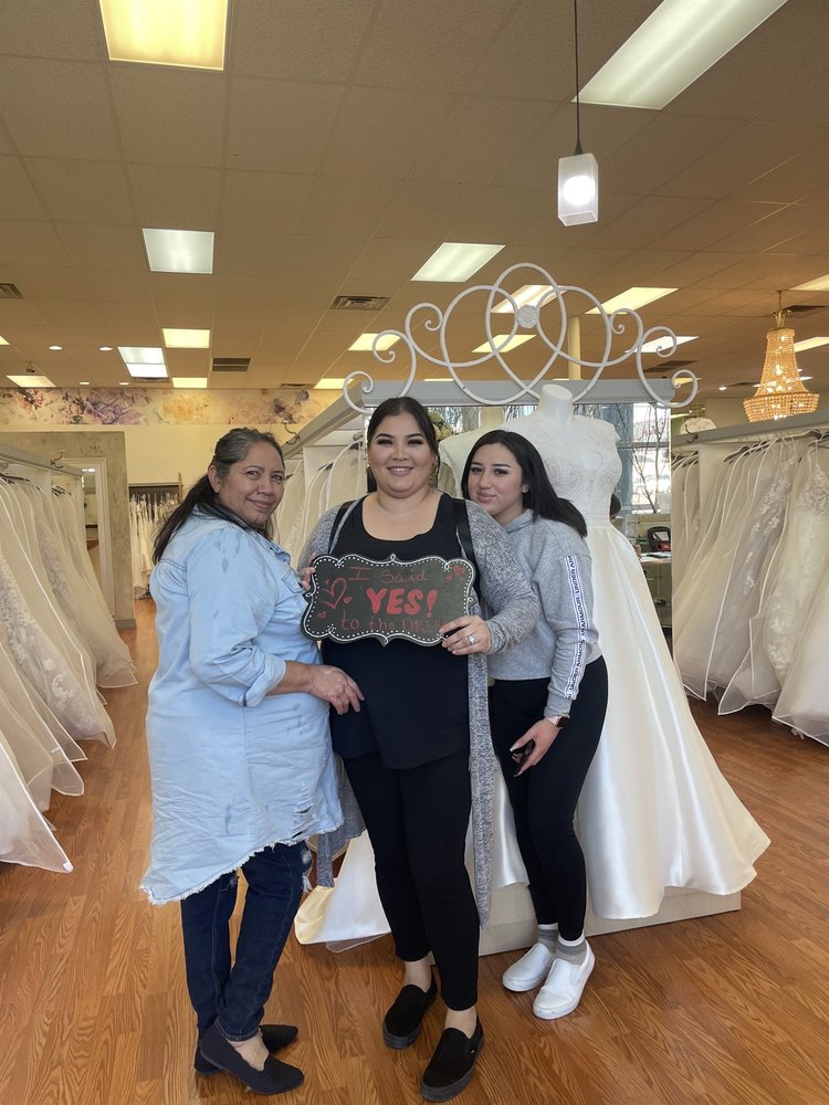 Photo of Bridal Novias