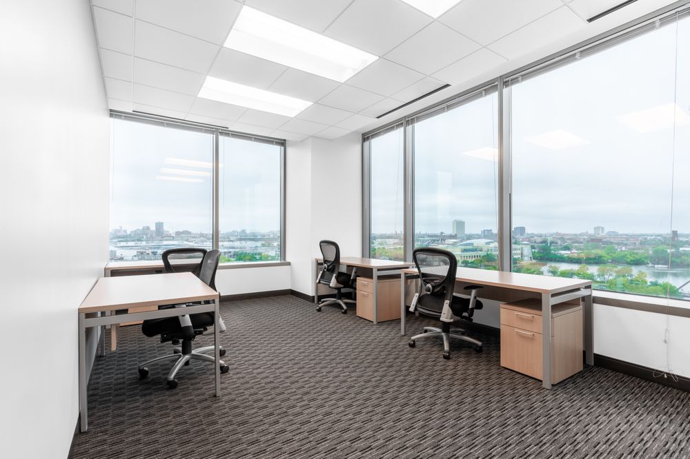 Photo of Regus Lincoln Park