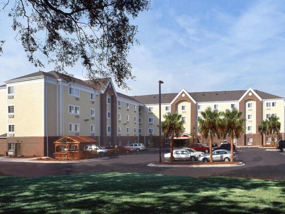 Photo of Candlewood Suites Charleston - Northwoods
