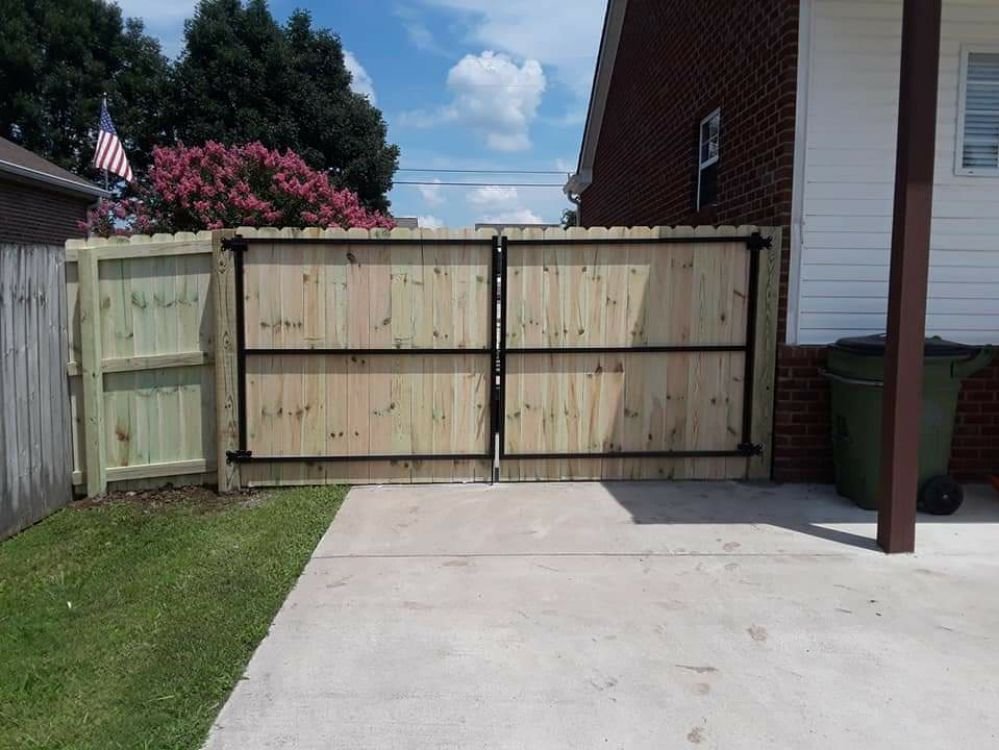 Photo of Andrades Fence