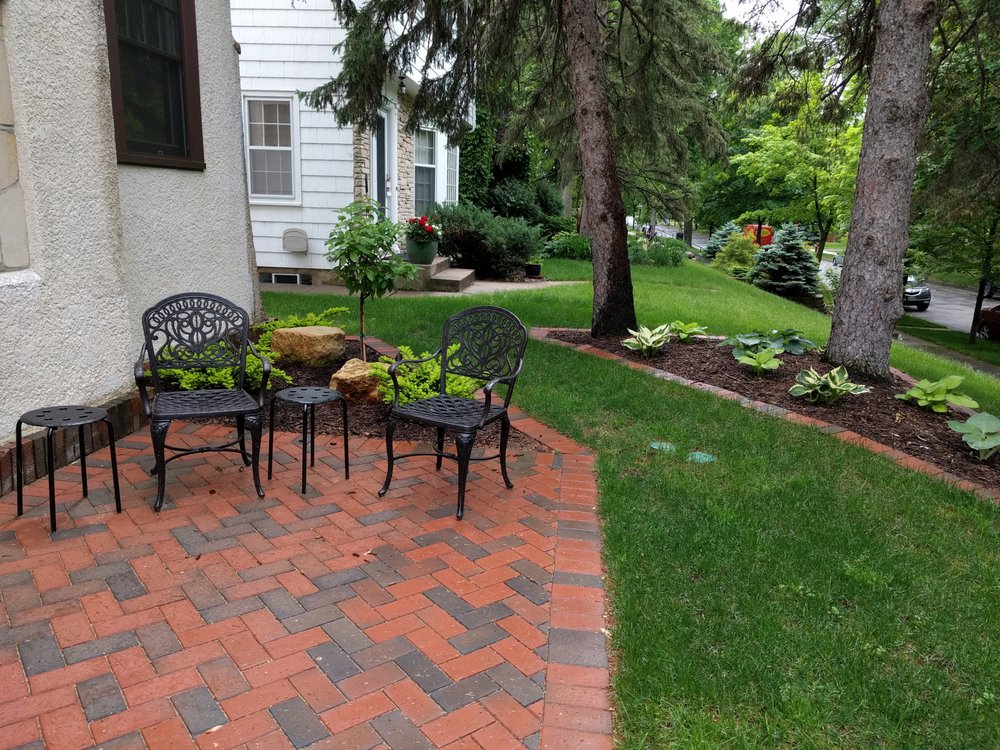 Photo of Beds and Borders Landscape Design