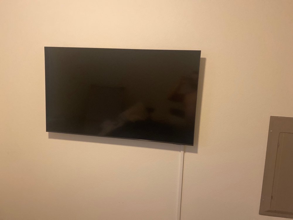 Photo of Tray's Hanging Service