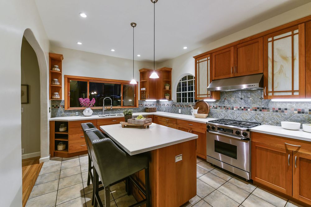 Photo of Leah Tounger - Keller Williams Realty