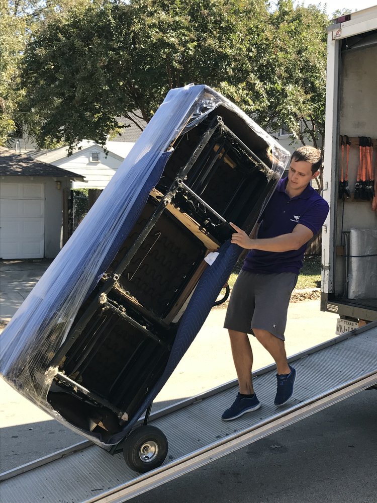 Photo of Expert City Movers Pearland