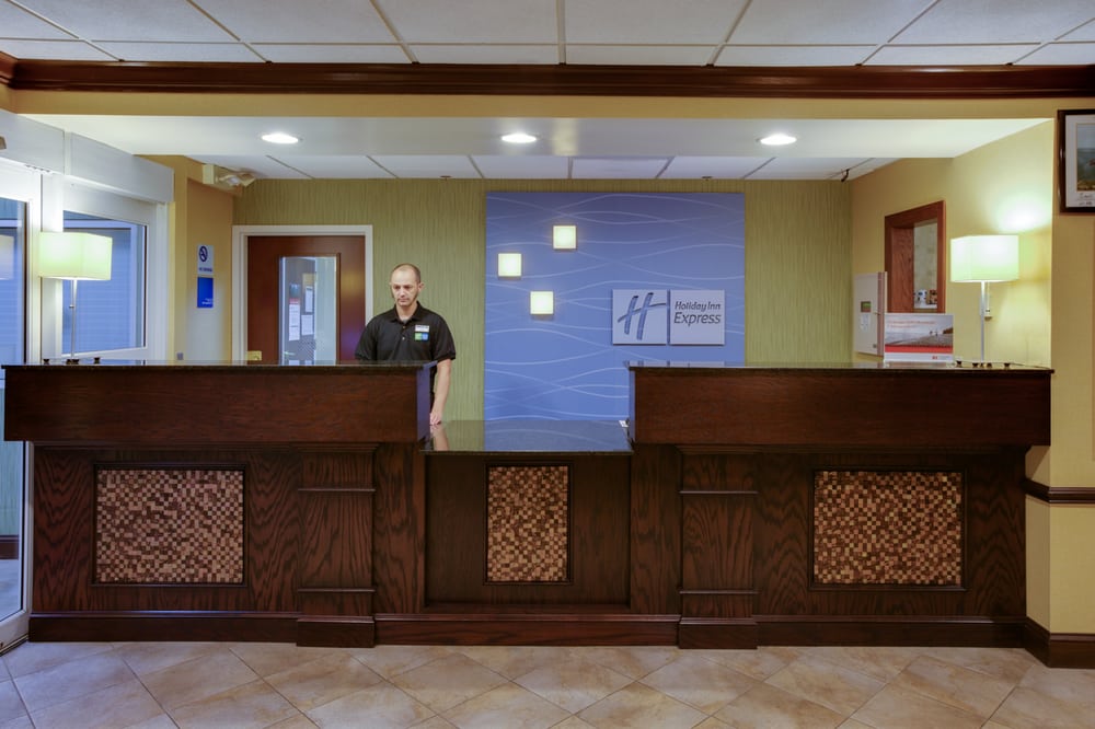 Photo of Holiday Inn Express & Suites Charleston-Ashley Phosphate