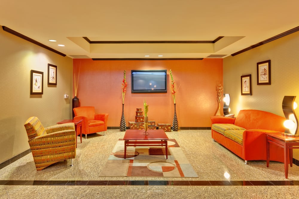 Photo of Holiday Inn Express & Suites Clinton
