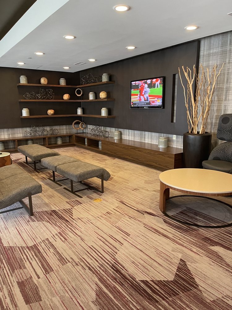 Photo of Courtyard by Marriott Louisville Downtown