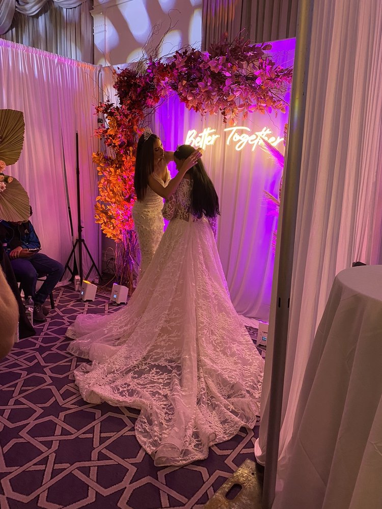 Photo of Wedding Salon