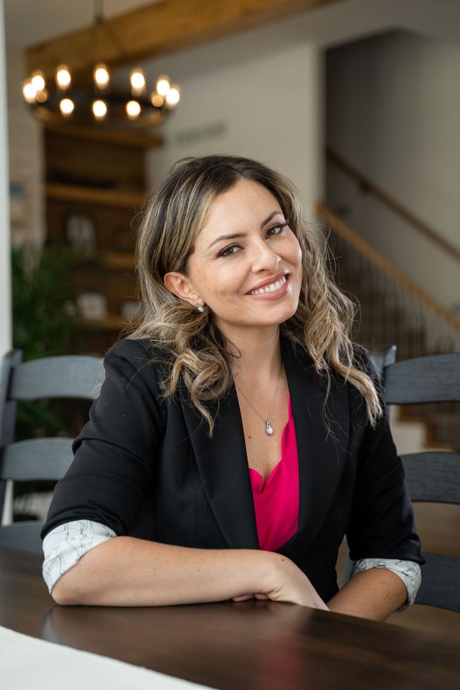 Photo of Natalie McCarter - RE/MAX Realty Suburban