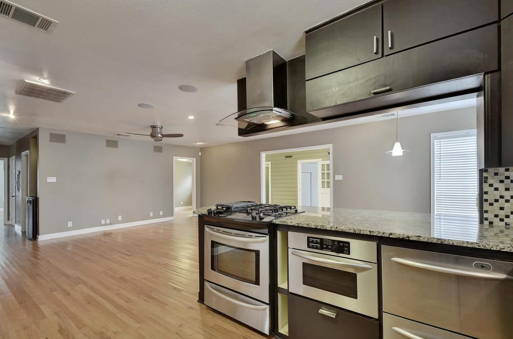 Photo of Erika Levack - Compass Real Estate