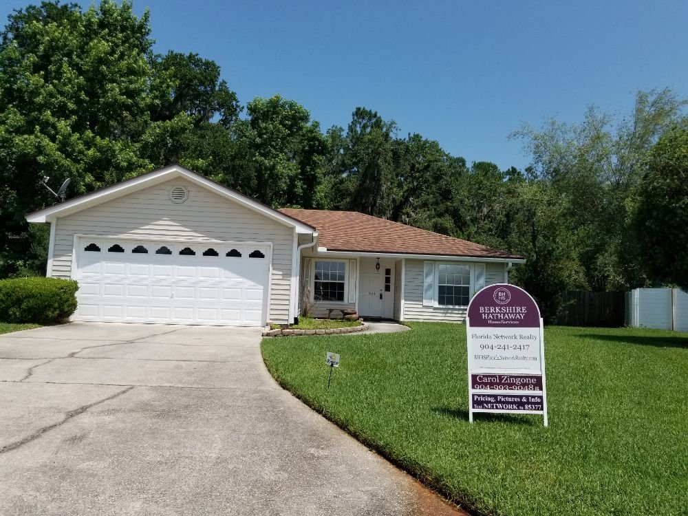 Photo of Carol Zingone - BHHS Florida Network Realty