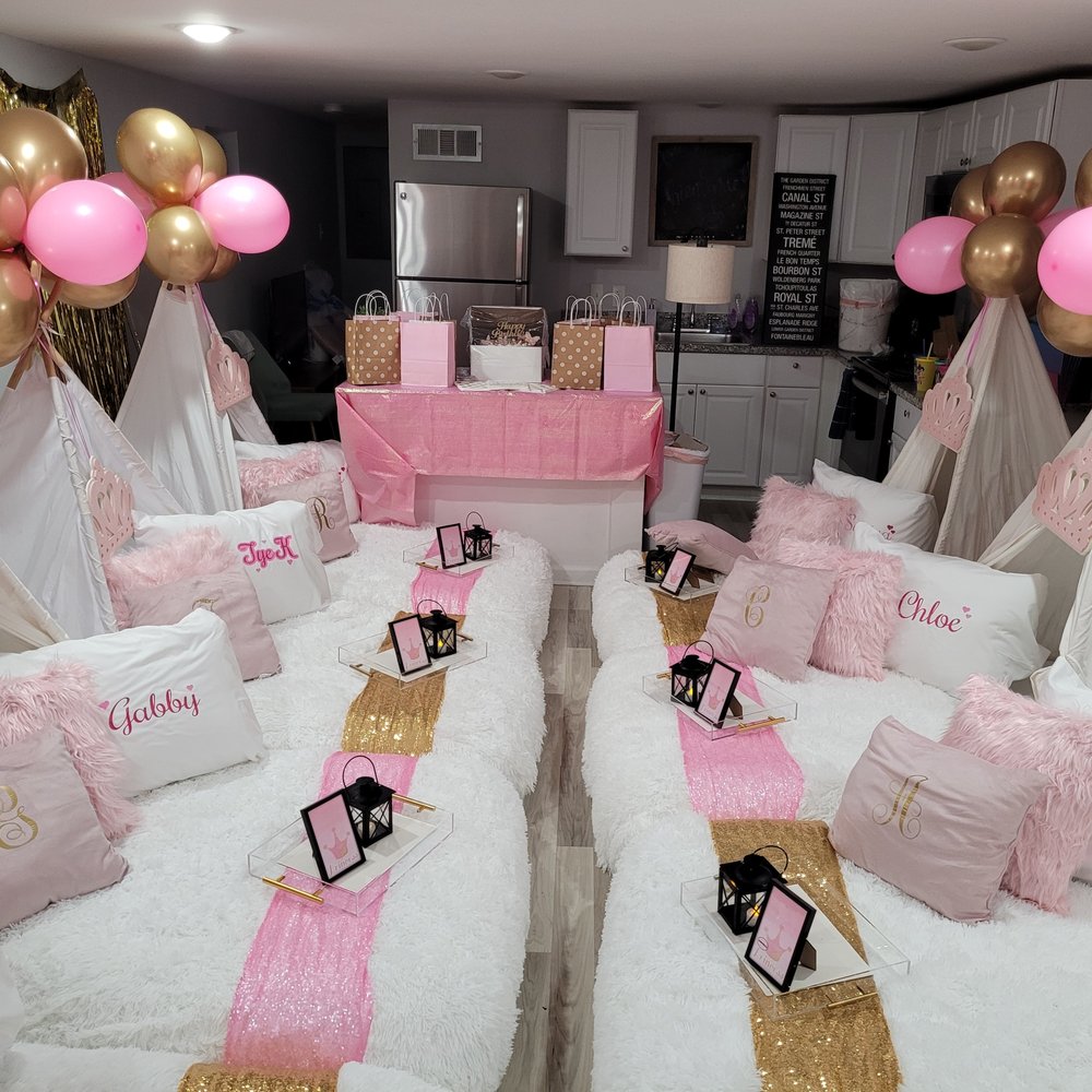Photo of Plush Partie