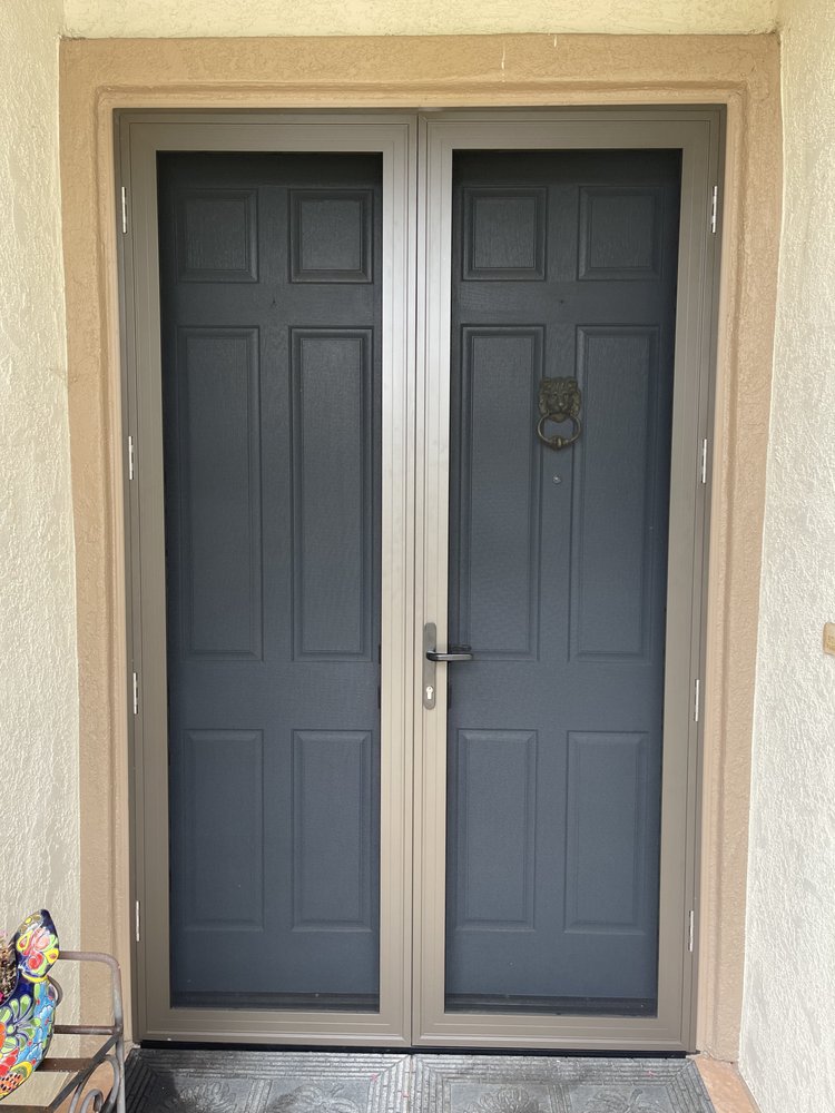 Photo of Premier Retractable Screens
