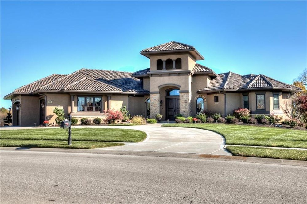 Photo of Amanda Cash - United Real Estate Kansas City