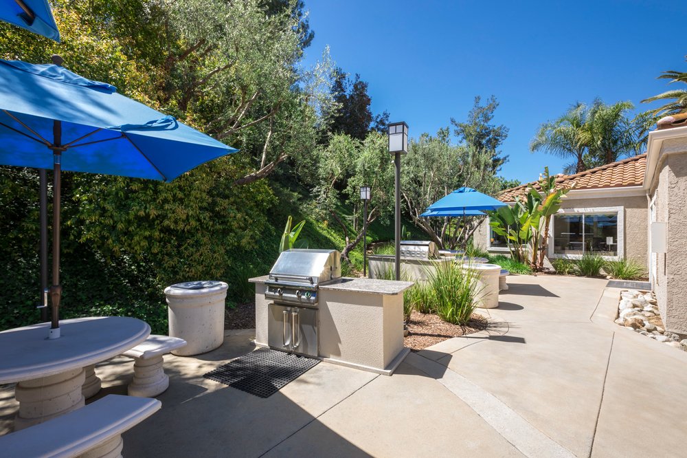 Photo of Emerald Pointe Apartments