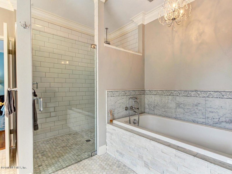 Photo of Liz Bobeck Realtor