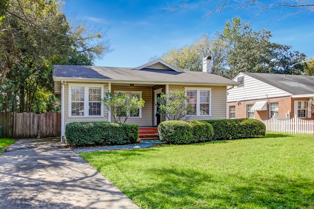 Photo of Liz Bobeck Realtor