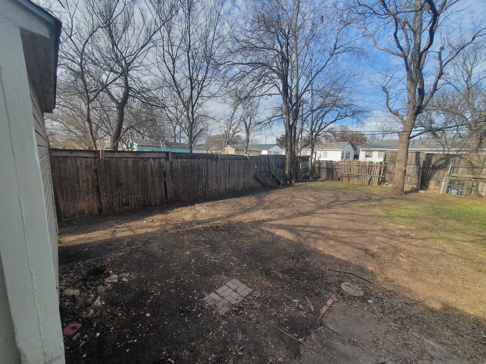 Photo of Lobo dumpster and more