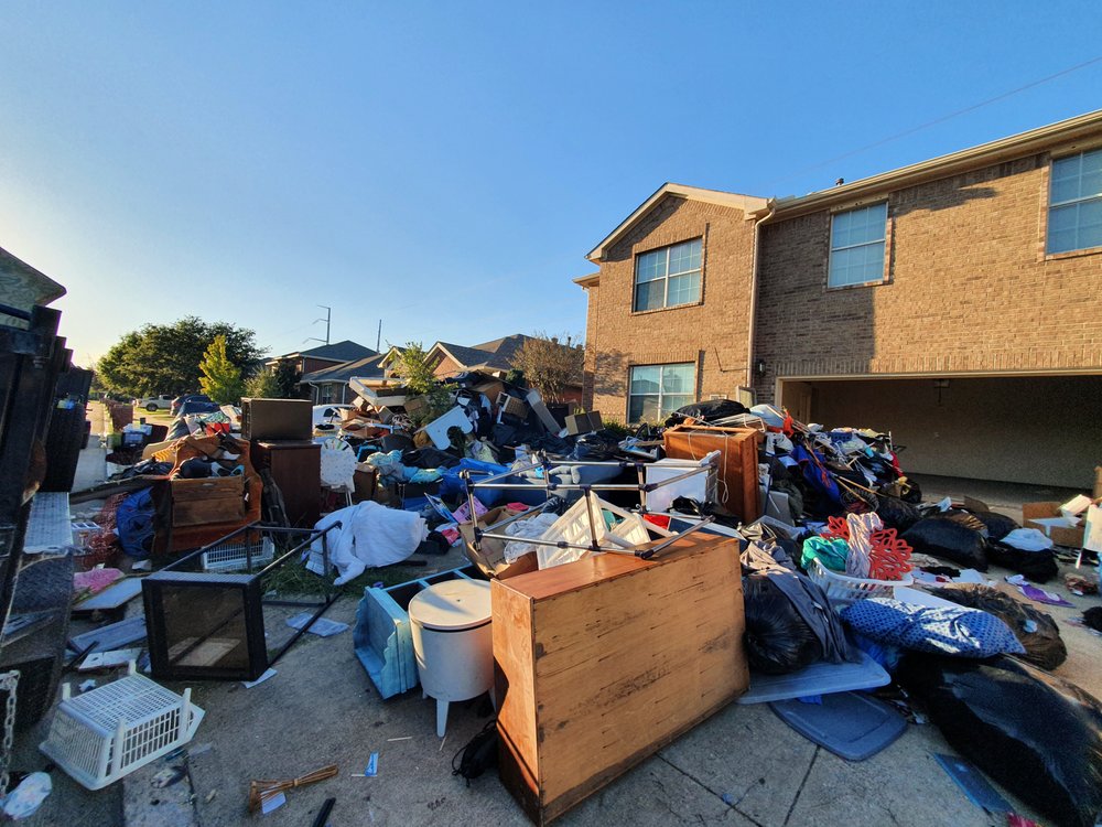 Photo of Lobo dumpster and more