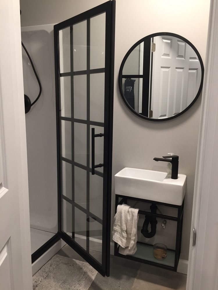 Photo of Construction Glass & Shower Doors