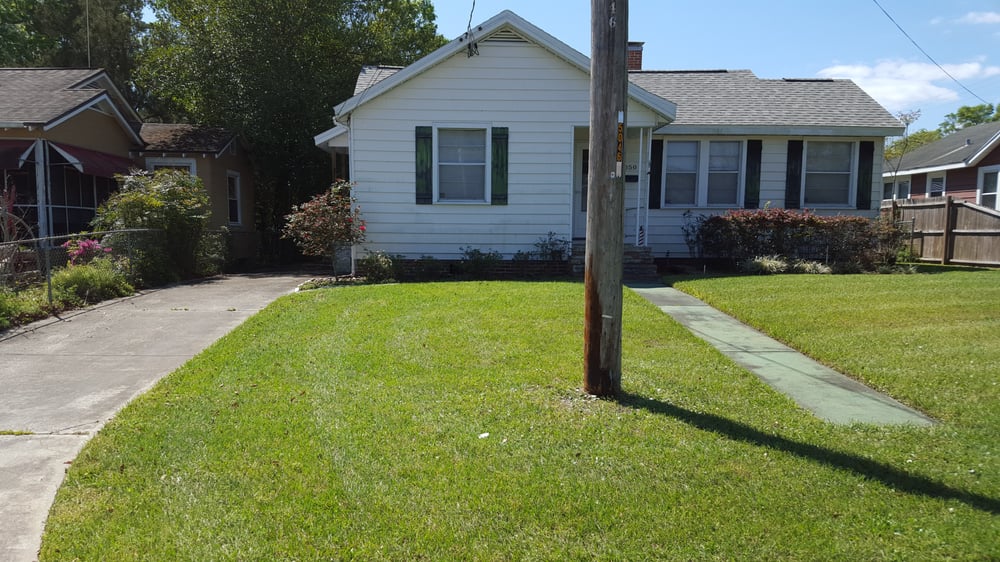 Photo of Lockwood Lawn Maintenance