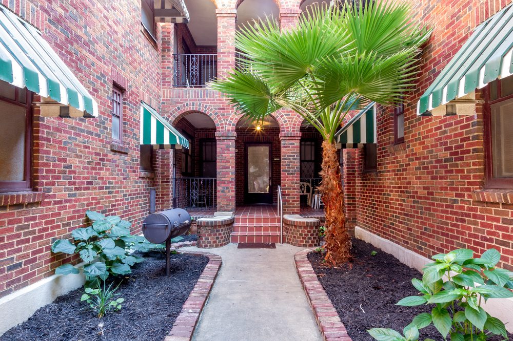 Photo of Fat Property