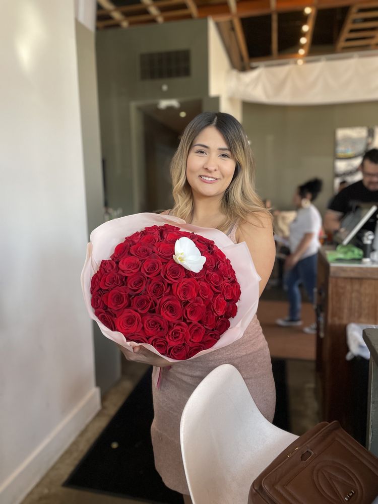 Photo of Mila’s Flowers Sd