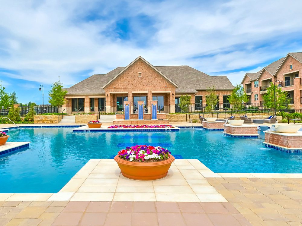 Photo of AVE Las Colinas