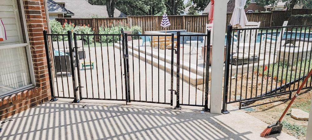 Photo of Gladiator Fence