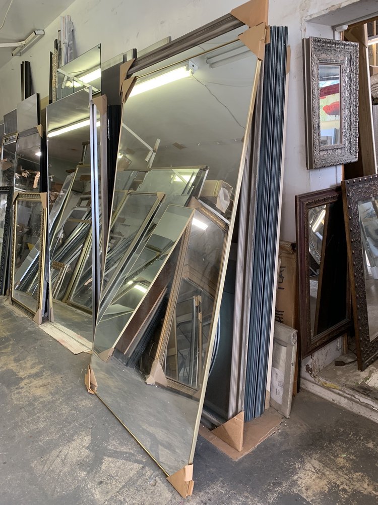 Photo of LA Mirror Man