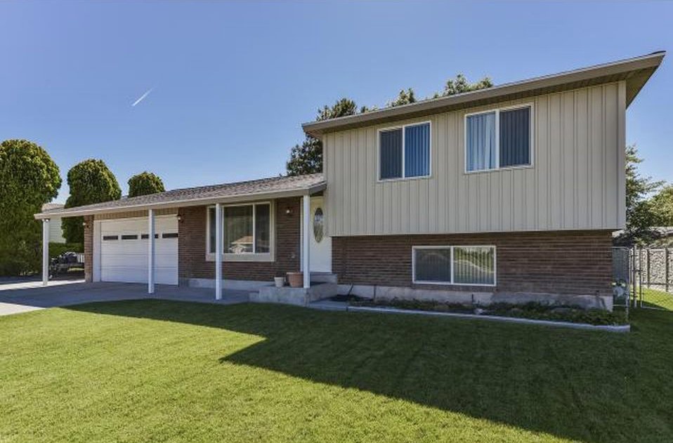 Photo of We Buy Houses