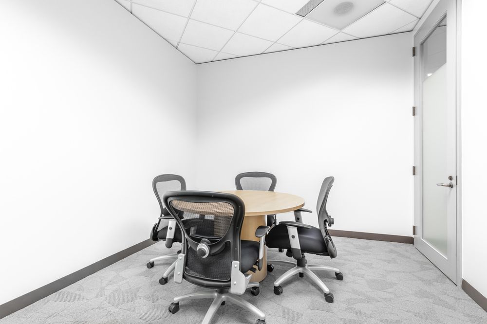 Photo of Regus Washington Carillon Point Center