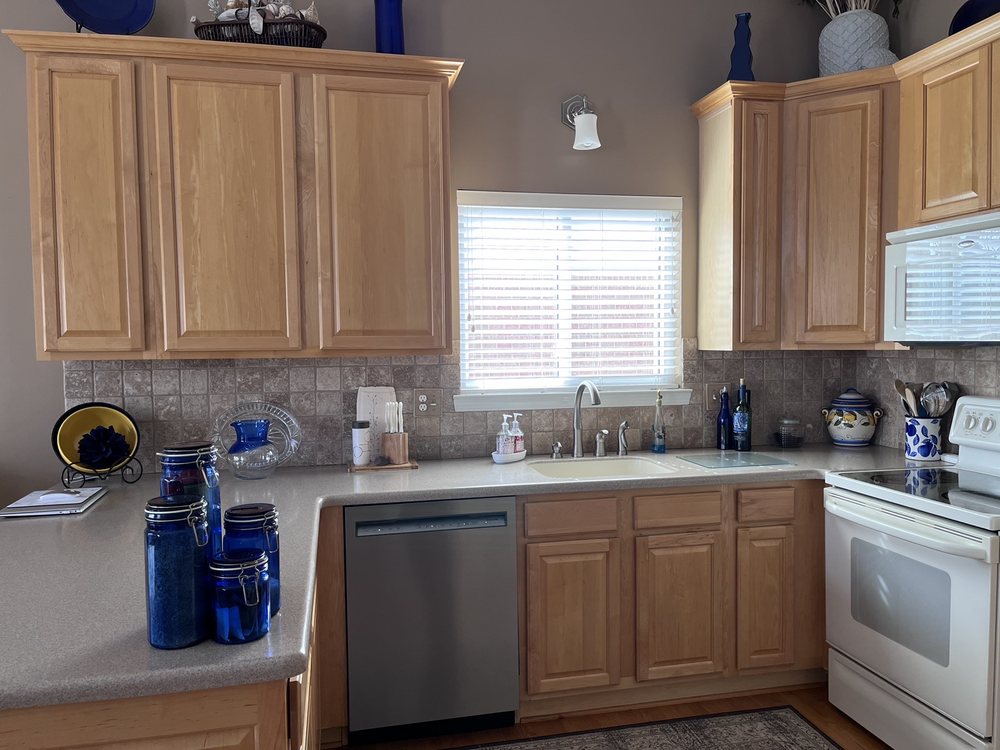 Photo of All Pointes Kitchen Cabinet Refinishing, Door & Drawer Builder