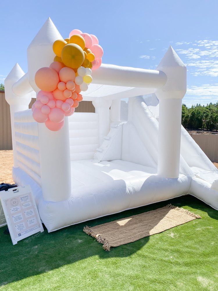 Photo of Forever Young Bounce & Soft Play