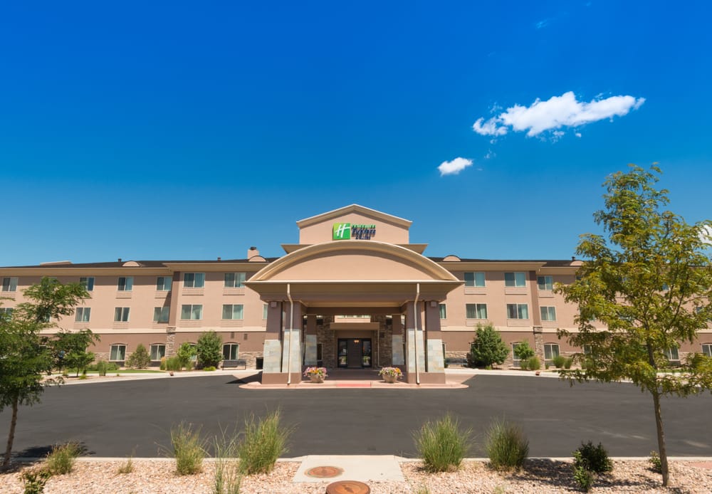 Photo of Holiday Inn Express & Suites Denver NE - Brighton
