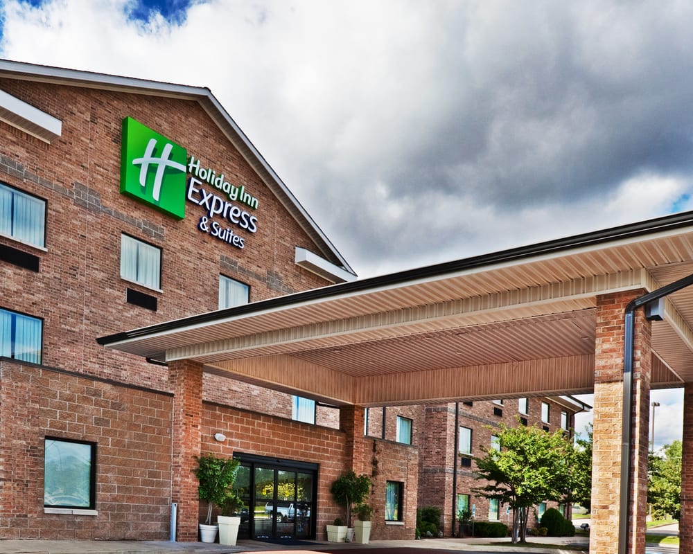 Photo of Holiday Inn Express & Suites Edmond