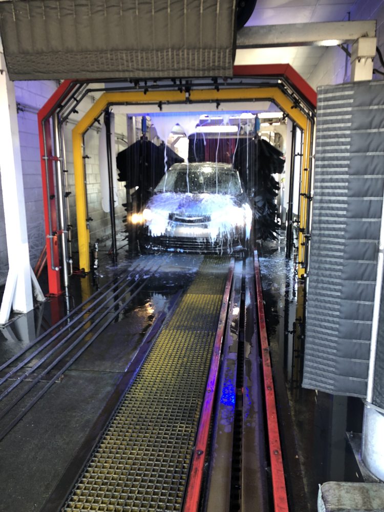 Photo of Splash Brothers Carwash