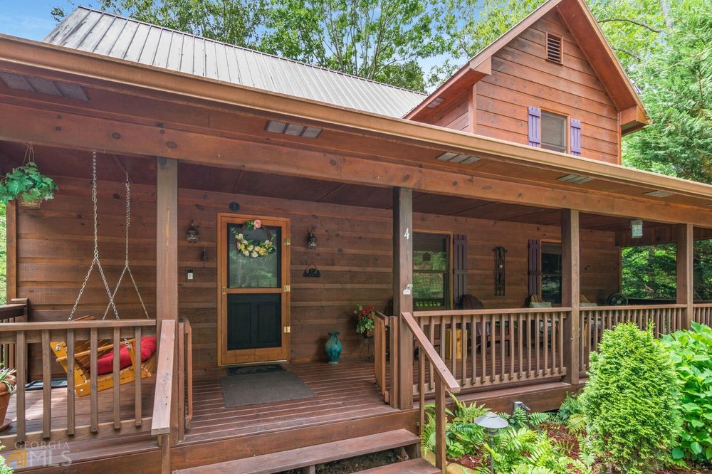 Photo of Michelle Cook - Exp Realty