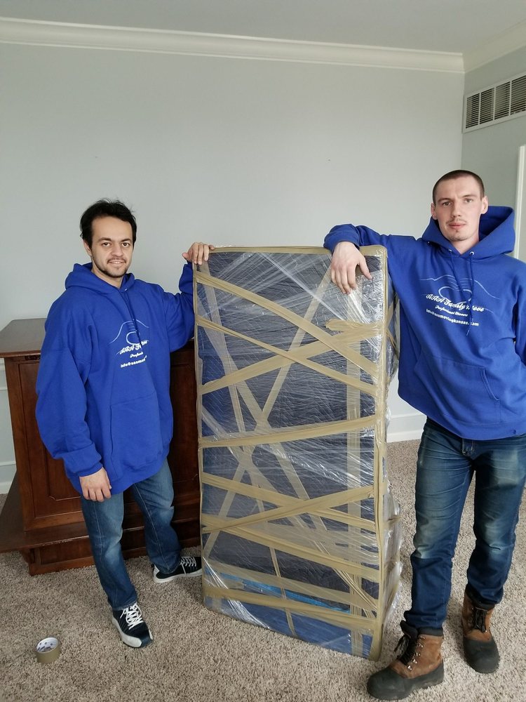 Photo of AAA Family Move