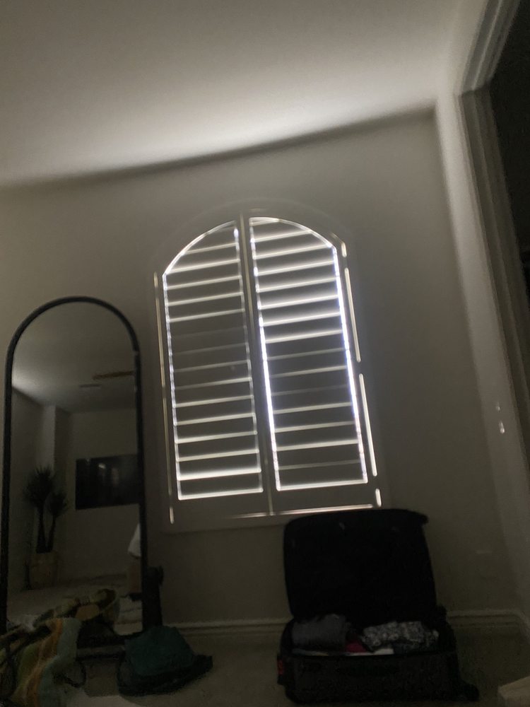 Photo of Gallery of Shades