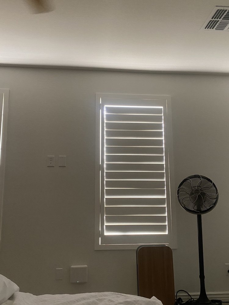 Photo of Gallery of Shades
