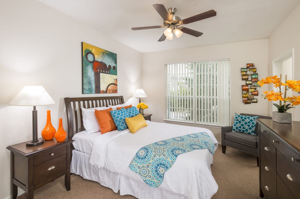Photo of The Lodge At Westover Hills Apartments