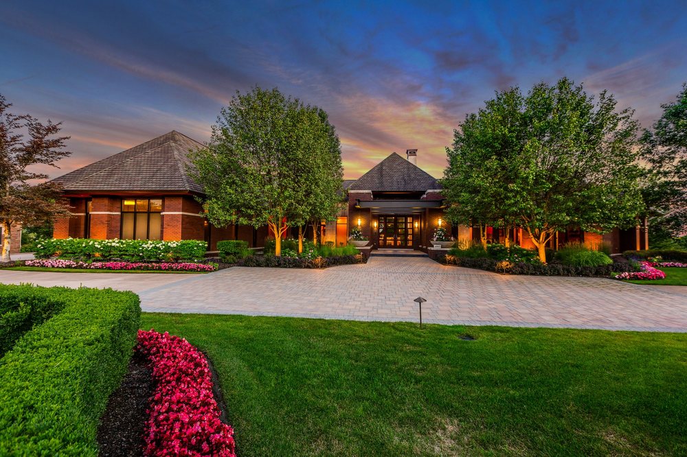 Photo of Jan Stone - Real Estate One