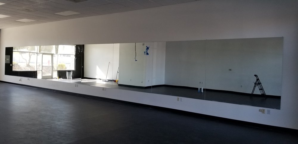 Photo of Kent's Glass & Mirror