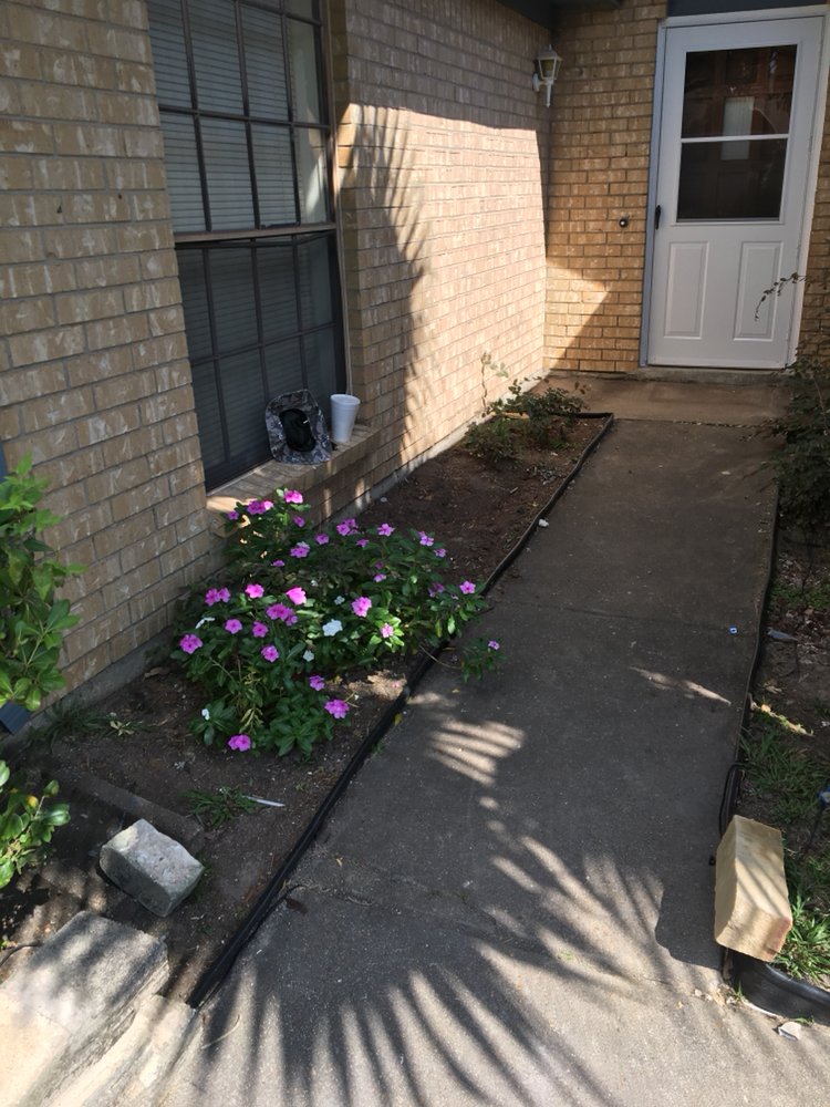 Photo of Roque's Custom Landscaping