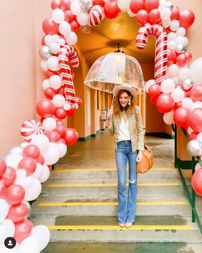 Photo of San Diego Flower Walls And Balloons