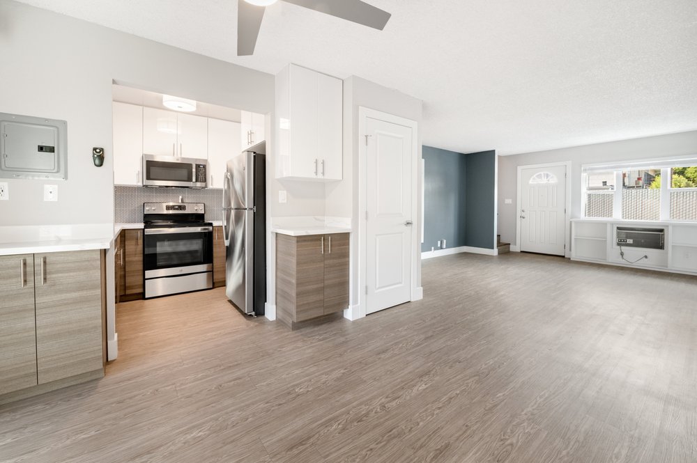 Photo of 678 Bellflower