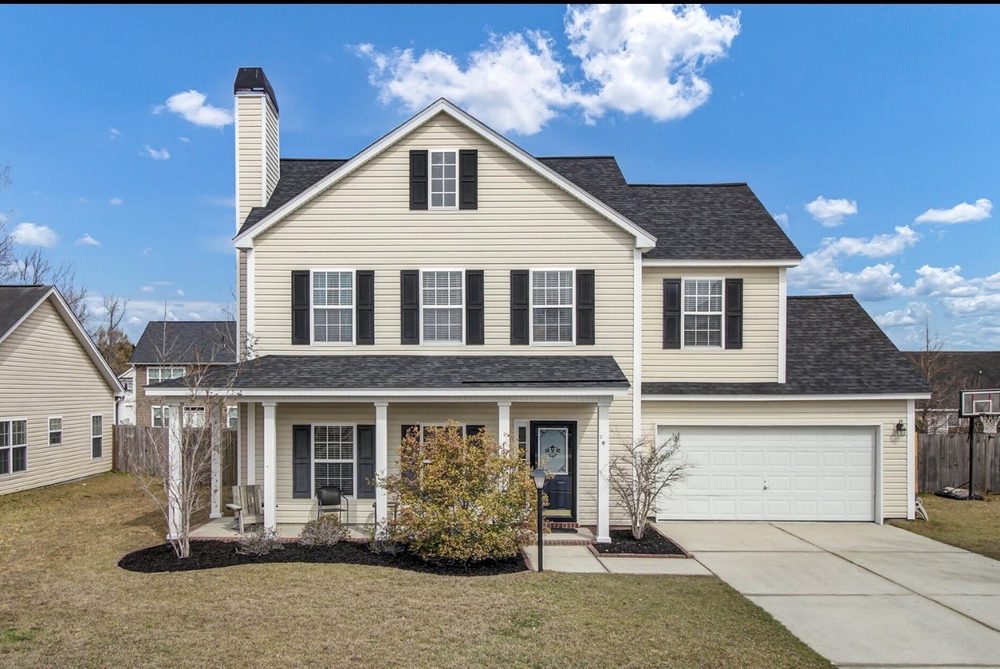 Photo of Bonnie Wicks - Carolina One Real Estate